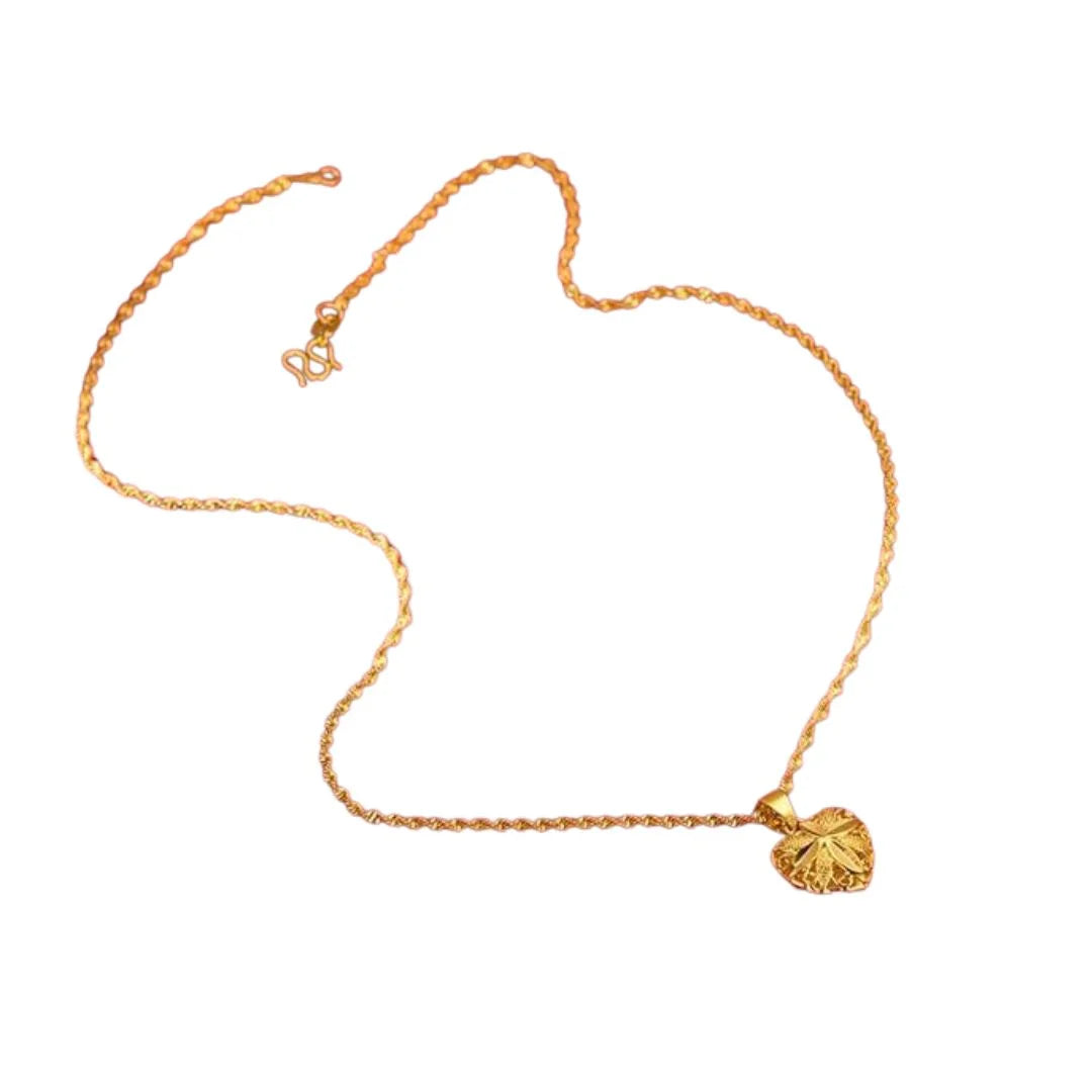 Gold Heart Necklace for Women – Elegant Love Pendant Jewelry